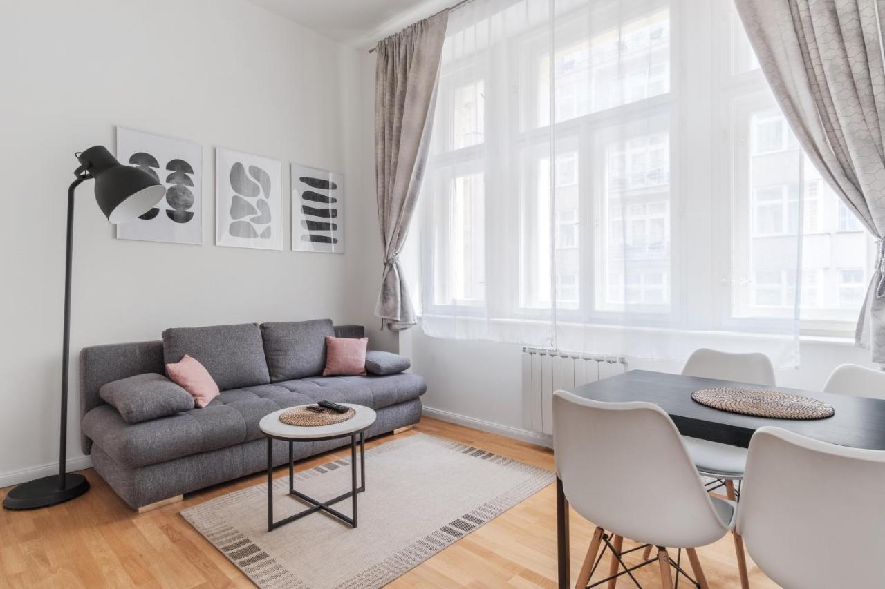 Appartement Luminous For 2 Near Wenceslas Square By Days *